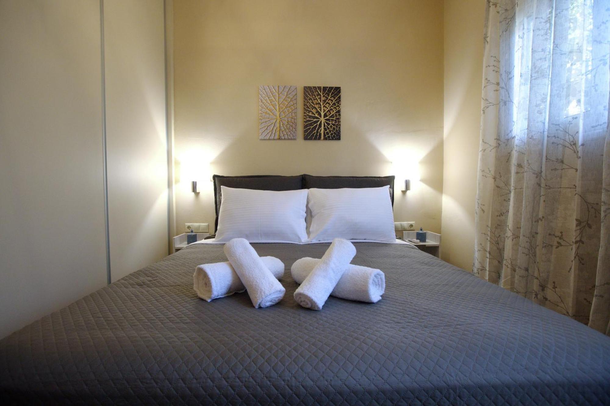 Libra Apartment In ナフプリオ エクステリア 写真